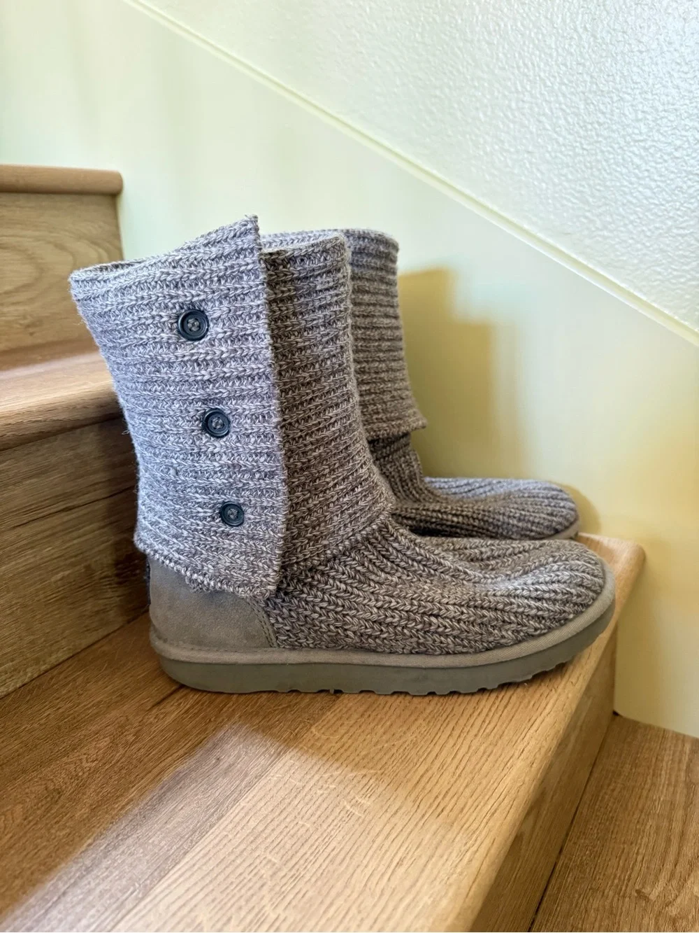 UGG Classic Cardy Gray Knit Convertible Boots Women’s Size 10